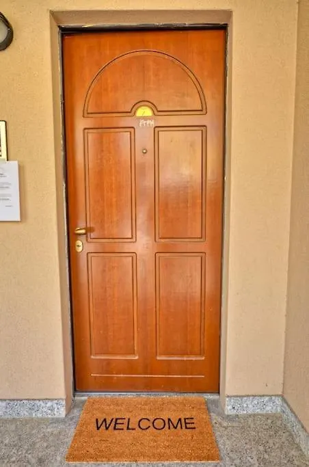 Gezellig Appartement Met Gedeeltelijk Meerzicht Acquaseria 0*,